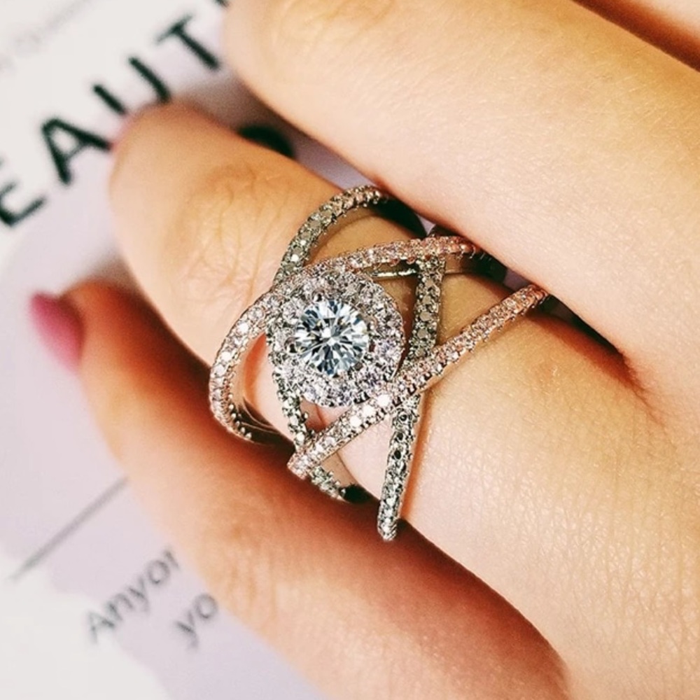 925 STERLING SILVER ROSE GOLD DIAMOND TWISTED RING, CUTE RING, SHINY RING.